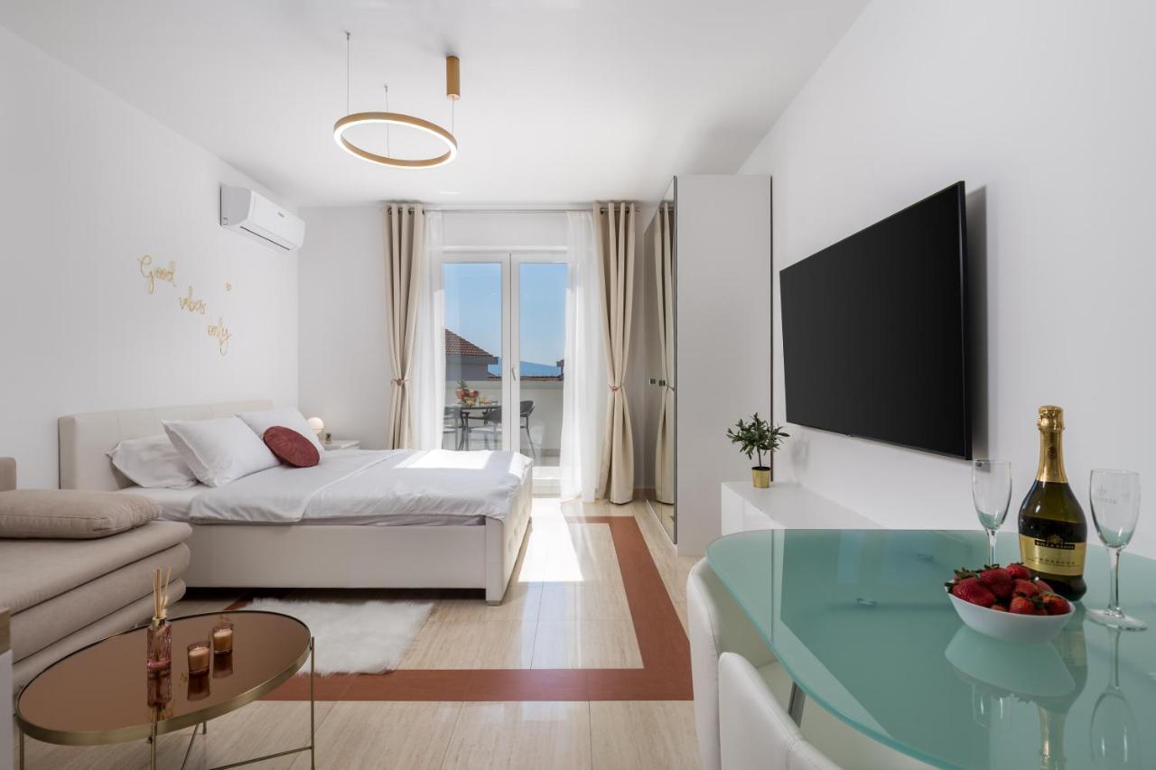 Luxury Studio Apartment Honeymoon Selce Exterior foto